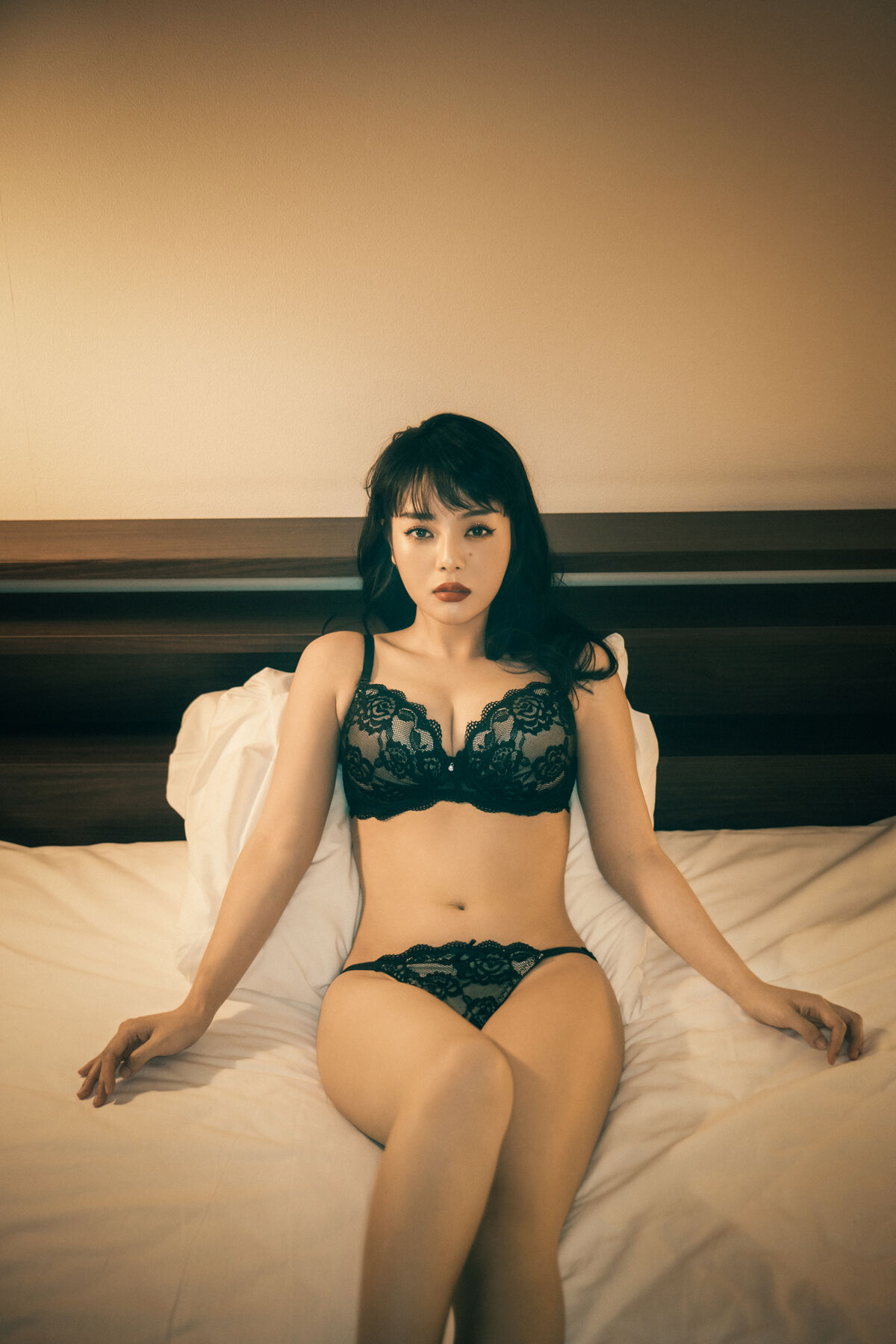 EIMI – Undergarments (88P)