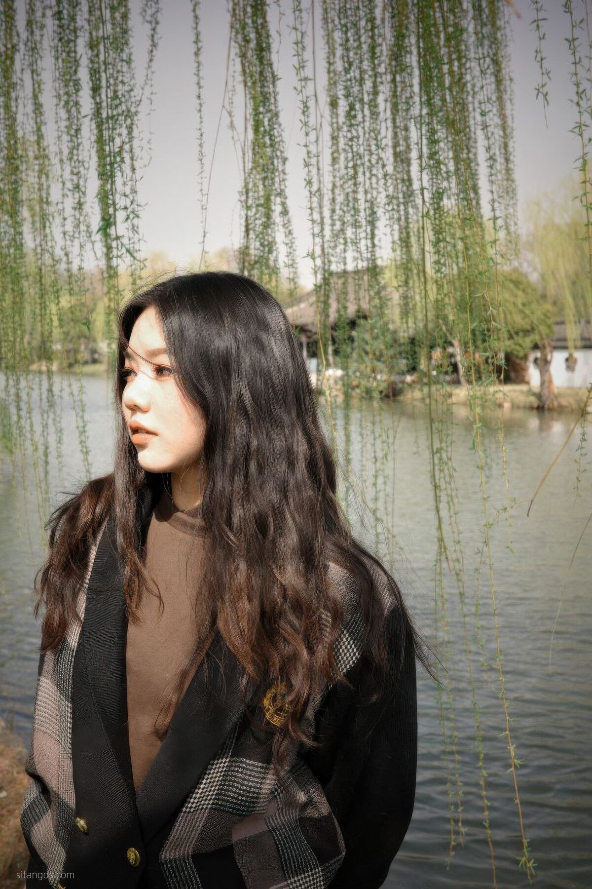 Sha Le Mei Xiao Cang Lao Shi 莎乐美小苍老师 – 网红外围 最新私密群门槛福利 Part01 (61P – 28V)