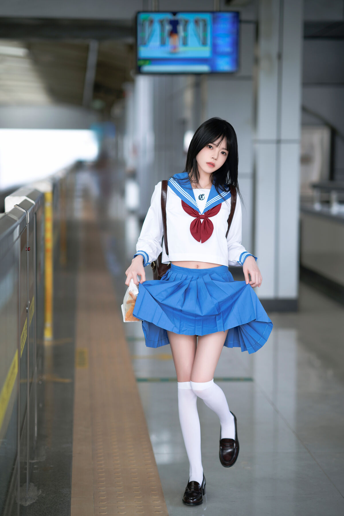 Coser@桜桃喵 – 地铁JK (34P)
