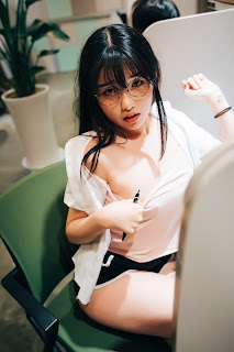[Loozy] Sonson (손손) – Reading Room