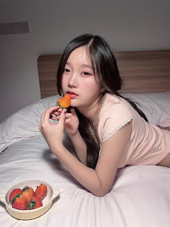 SiS Magazine P3