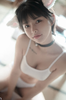 [PINK] U.Hwa (은유화) – My Cat
