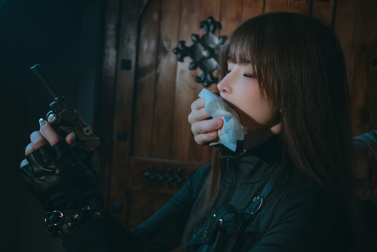 Coser@鹿八岁 – 特工的堕落 后篇 Part01 (56P – 1V)