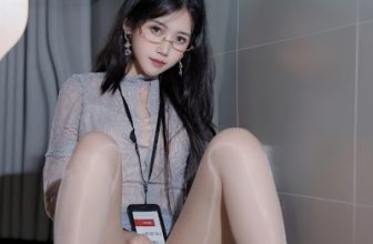 Coser@不呆猫 亮丝纯欲教师