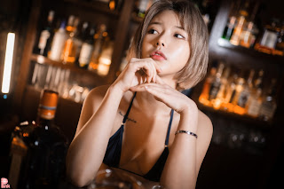 [PINK] U.Hwa (은유화) – Secret Present No.01