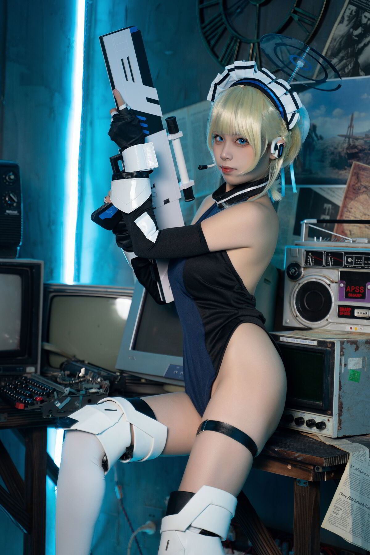 Coser@三無人型 – 蔚蓝档案 飞鸟马时兔女郎 (60P)