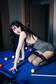 [Loozy] Son Ye-Eun (손예은) – Player (S.ver)