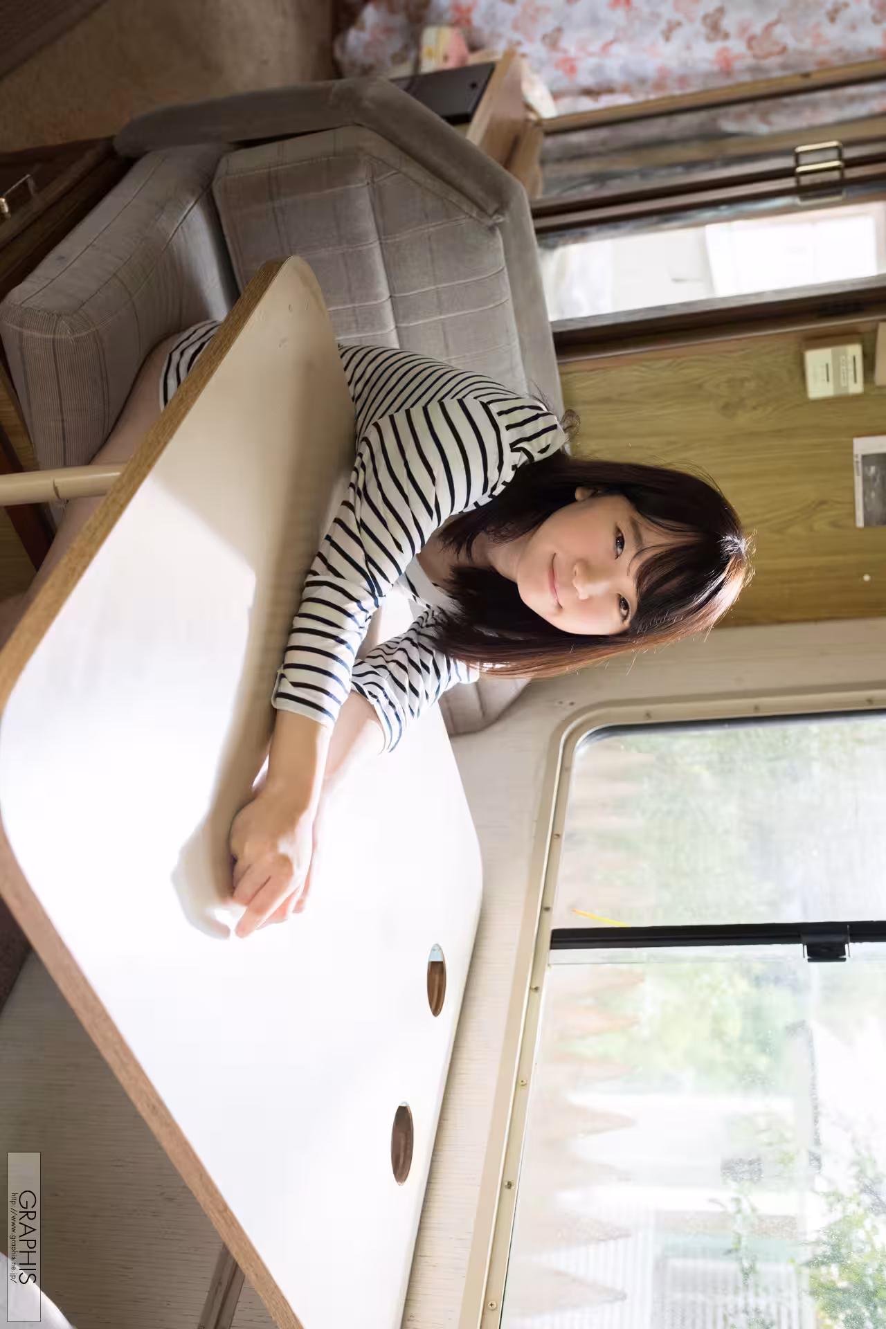 (架乃ゆら) 白皙嫩乳身材 優質比例充滿誘惑 (42P)