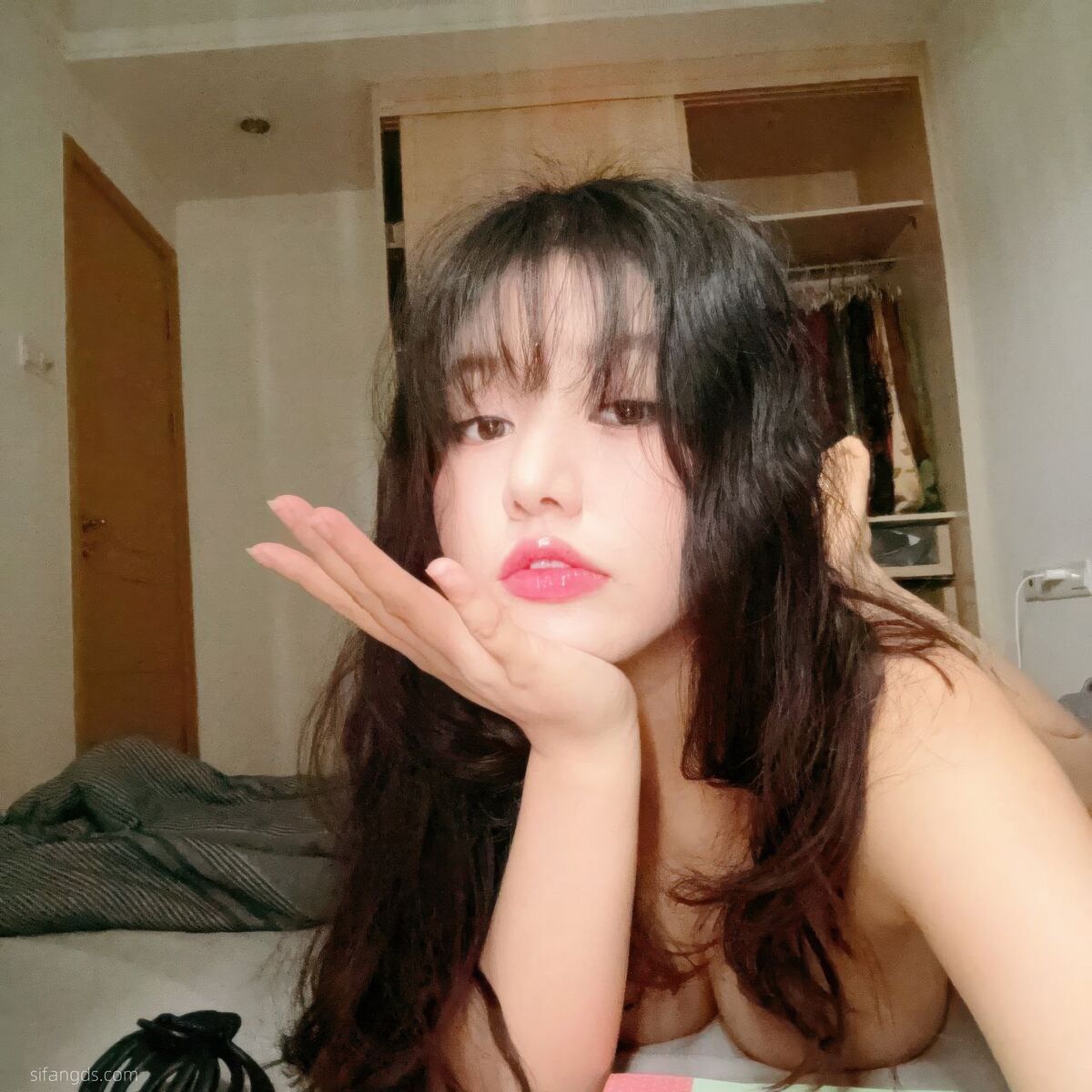 Sha Le Mei Xiao Cang Lao Shi 莎乐美小苍老师 – 网红外围 最新私密群门槛福利 Part05 (61P)