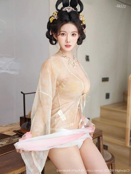 XIUREN No.10645 梨霜儿