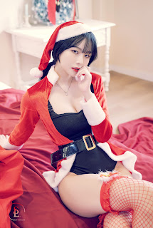 SAINT Photolife – Yuna (유나) – Vol.24 Merry Yuna’s Xmas