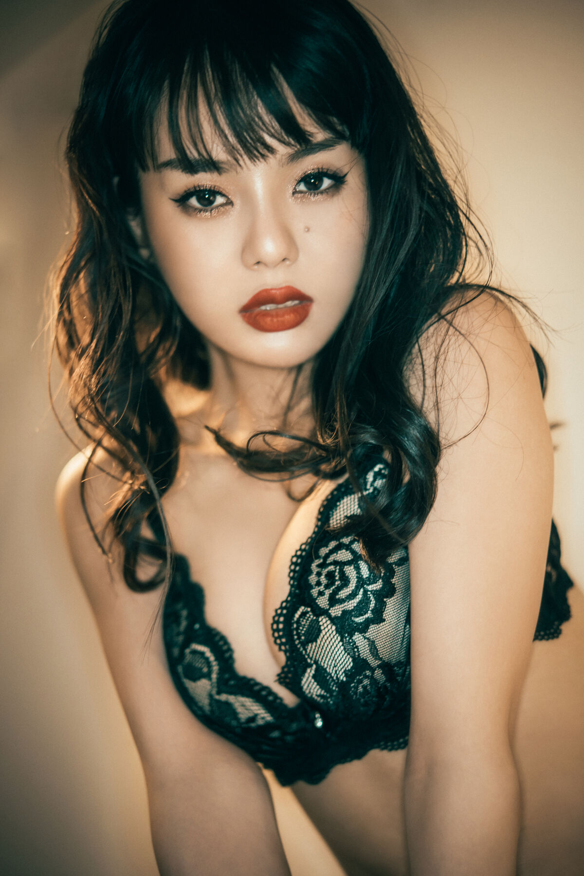 EIMI – Undergarments (88P)
