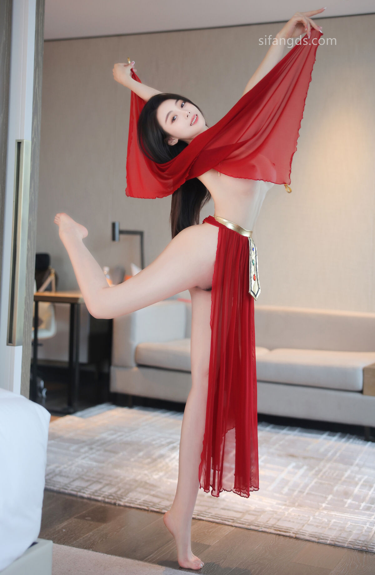 XR Uncensored Qing Miao 清妙 – R18 秀人网模特 红色舞裙 S Part02 (47P)