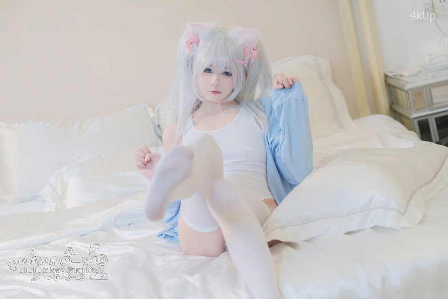 Coser@黏黏团子兔 做你的猫