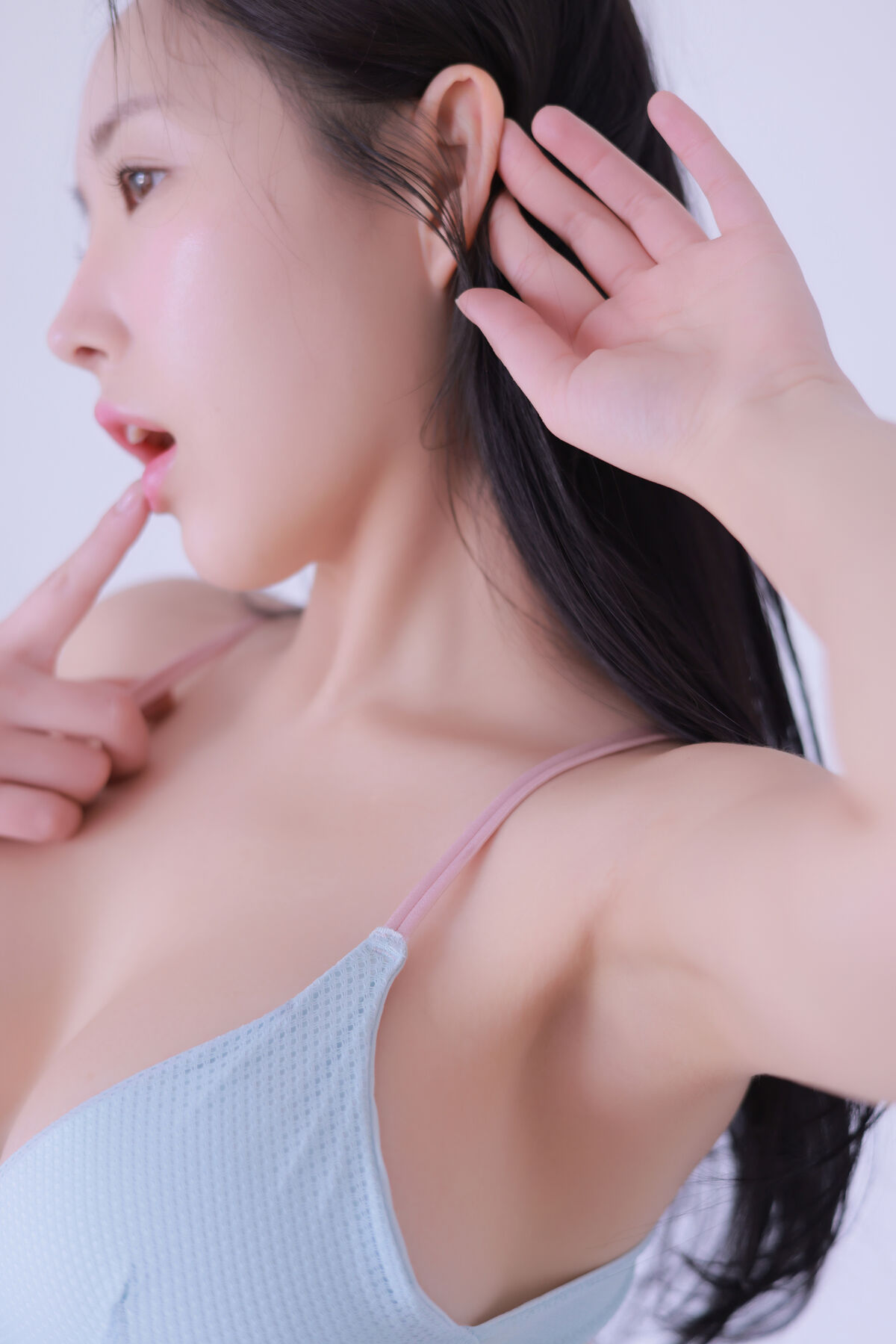 Yeon Hwa 연화 – Pure White Girl Part1