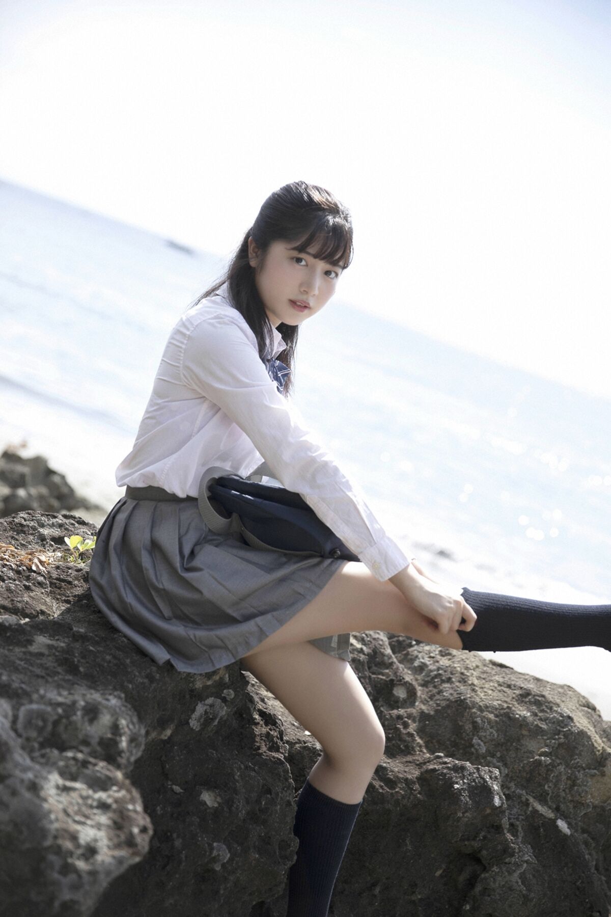 YS Web 2021-02-24 Vol.908 Rio Yoshida 吉田莉桜 – 可憐 清楚 黒髪美少女18歳 Part1