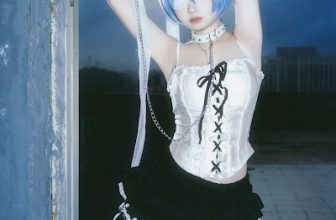 Coser@洛桑w伊梓 雨后天台