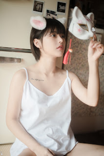 [PINK] U.Hwa (은유화) – My Cat