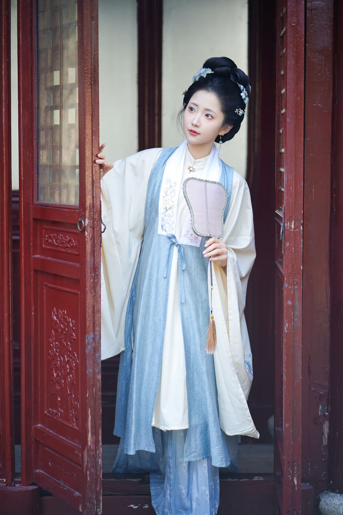 YiTuYu艺图语 Vol.8507 兔牙w (24P)