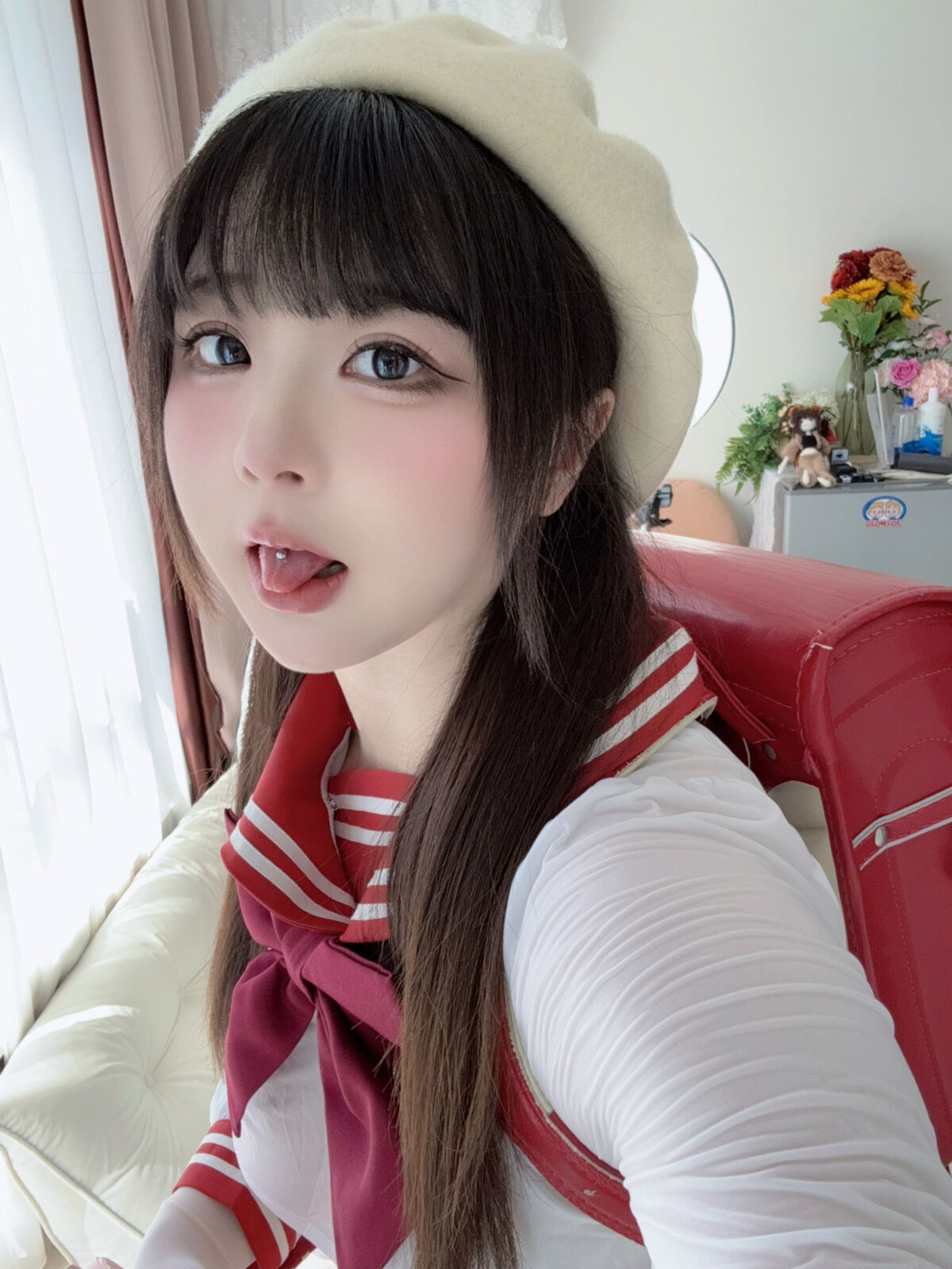 Coser@皮皮奶可可爱了啦 – Jk红书包 (47P)