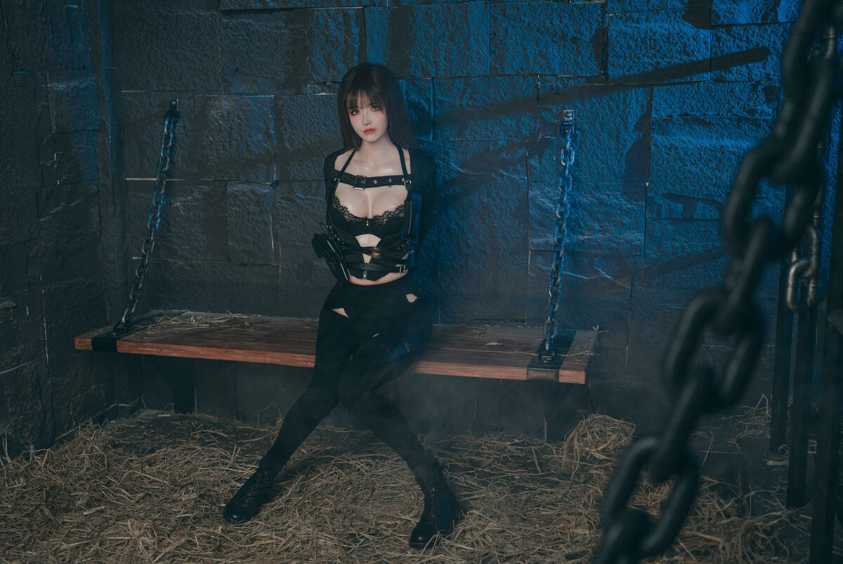 Coser@鹿八岁 – 特工的堕落 后篇 Part02 (56P)