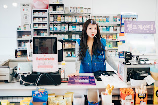 [Loozy] Son Ye-Eun (손예은) – CS Part Timer