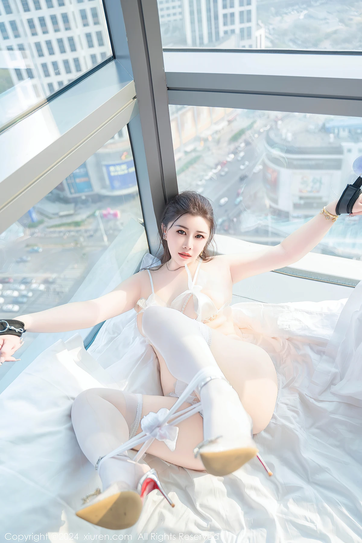XiuRen秀人网 No.8837 王婉悠Queen