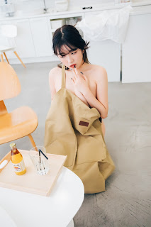 [Loozy] Sonson (손손) – Nude Apron
