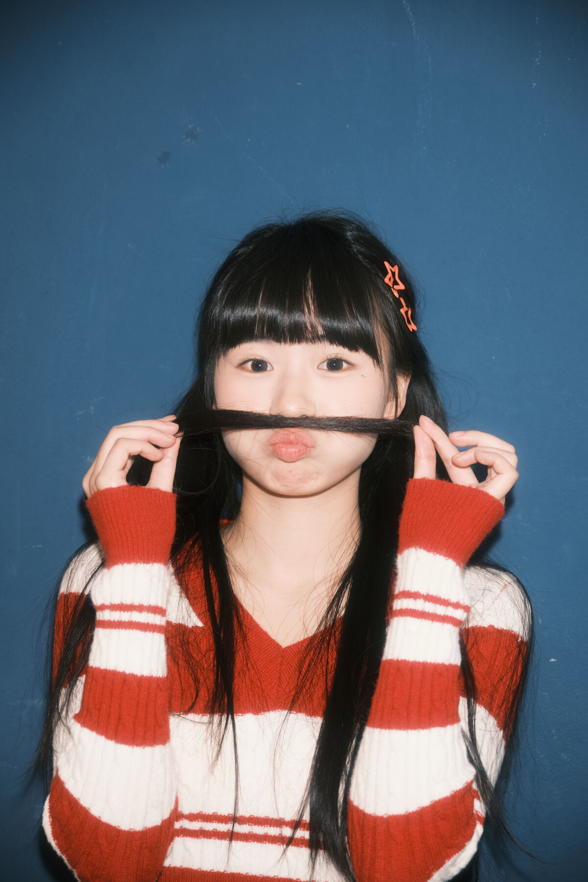 YiTuYu艺图语 Vol.8498 是三金呀 (34P)
