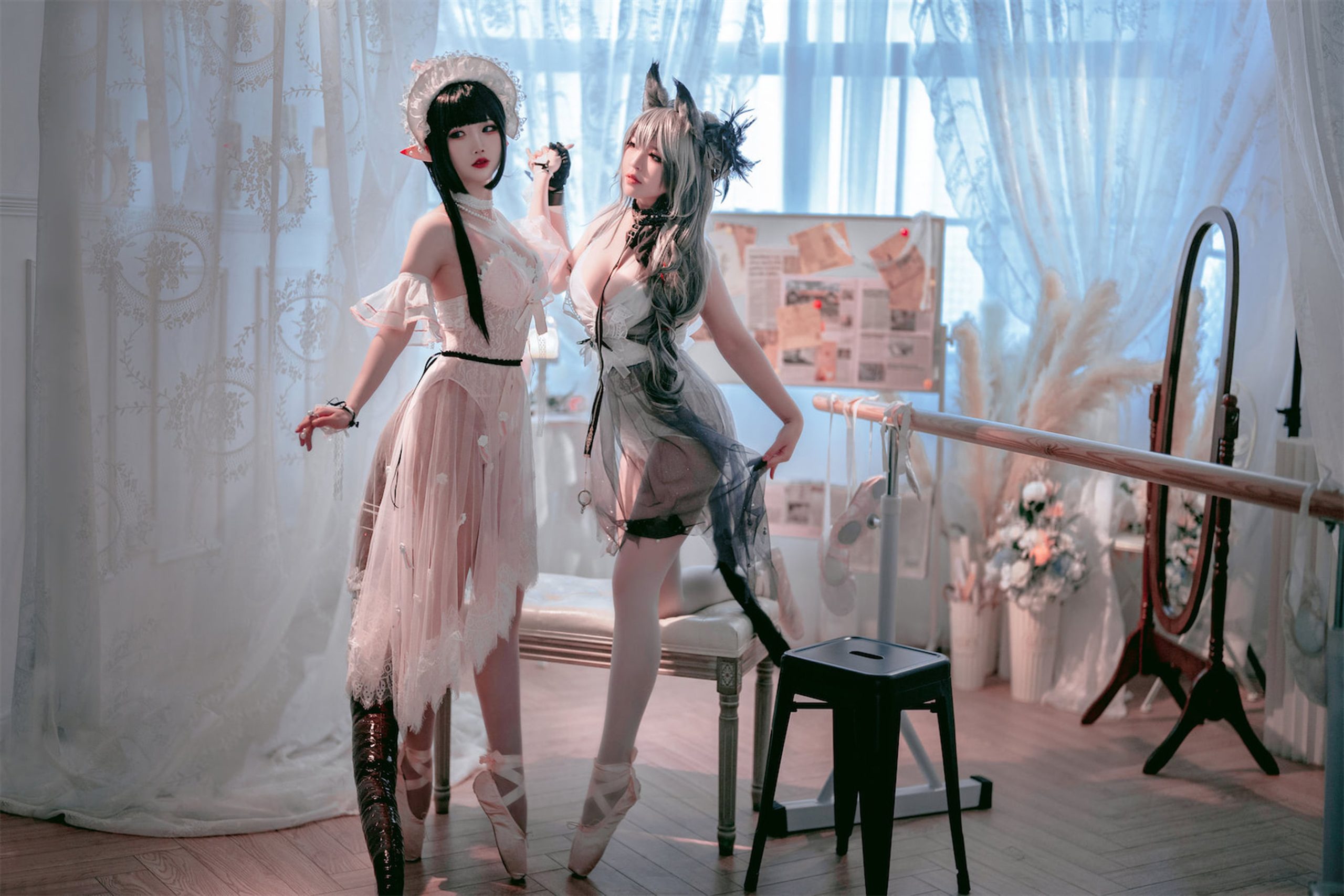 [福利COS] 可爱人气Coser面饼仙儿&半半子 - Arknights 黑x森蚺バレエ