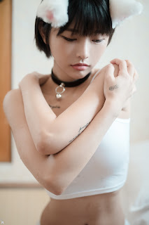 [PINK] U.Hwa (은유화) – My Cat