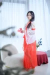 抖娘-利世 – 私人驱邪师[598MB-71photos]