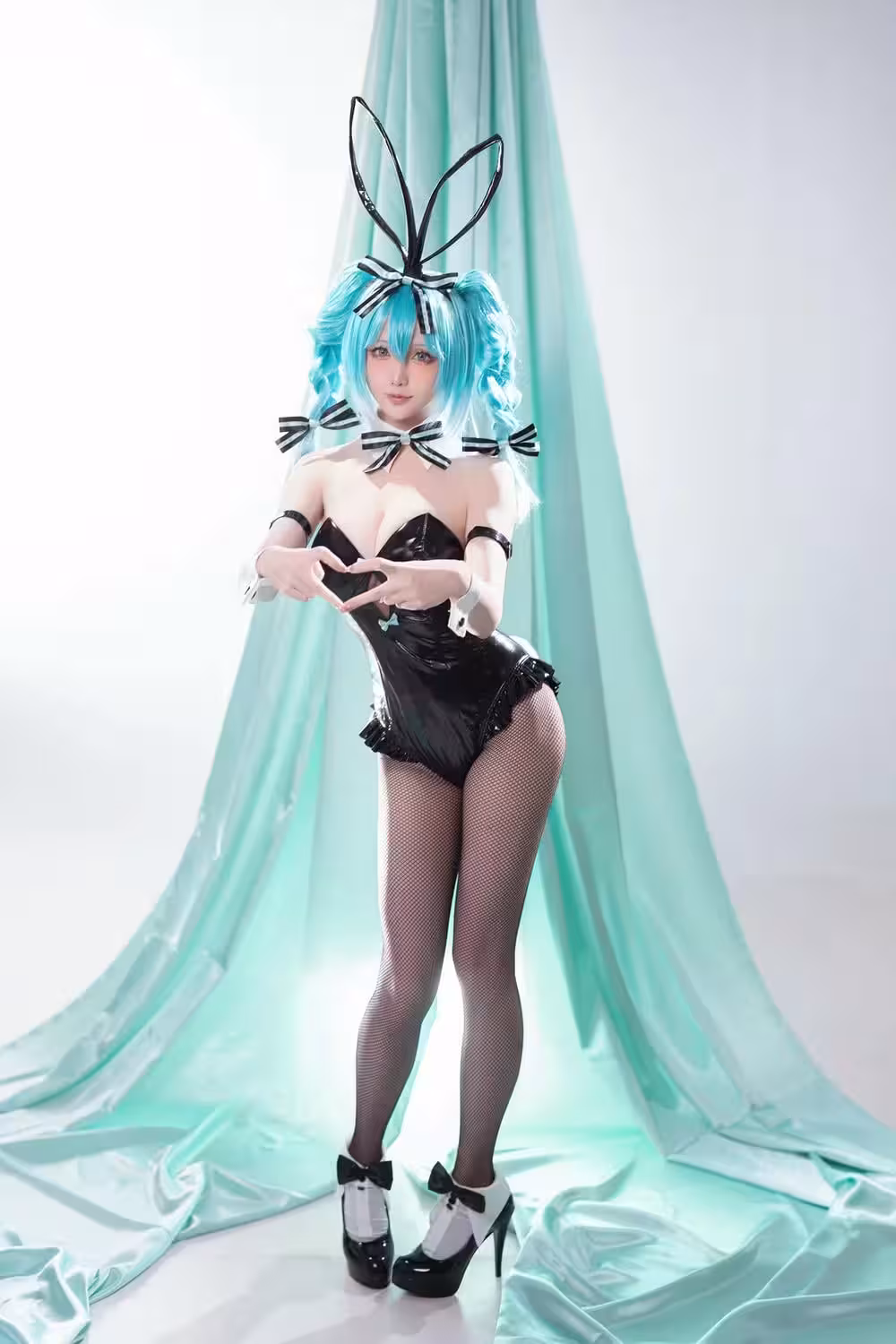 星之遲遲 5月計劃C 初音未來 – 兔女郎