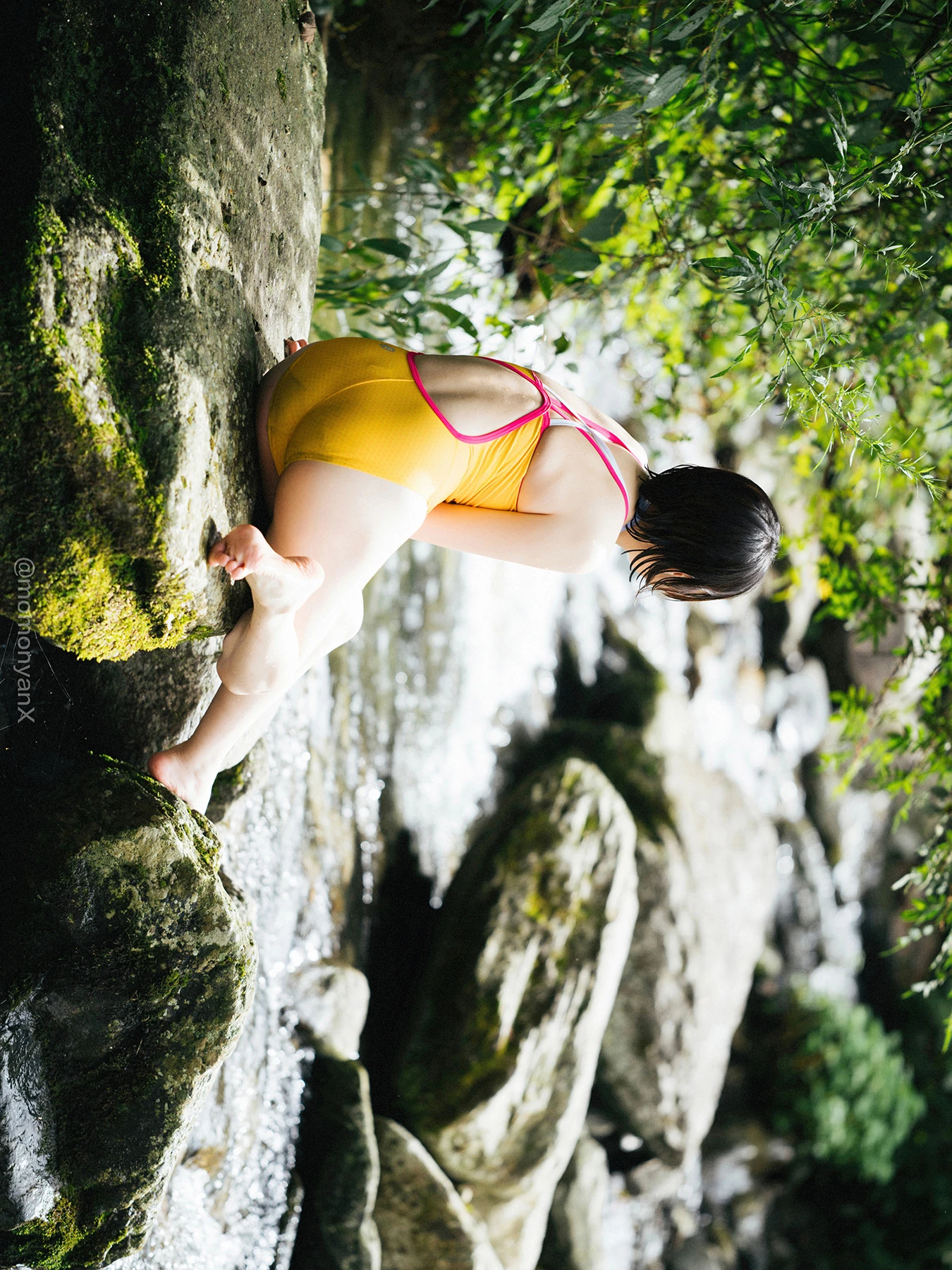 Shizuku しずく, 写真集 Fantia 原魔物喵 「夏の小川」 Set.01