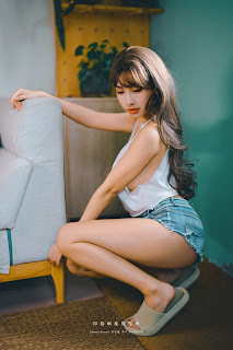 Coser@慕慕Momo – 新婚後不斷誘惑我的妻子