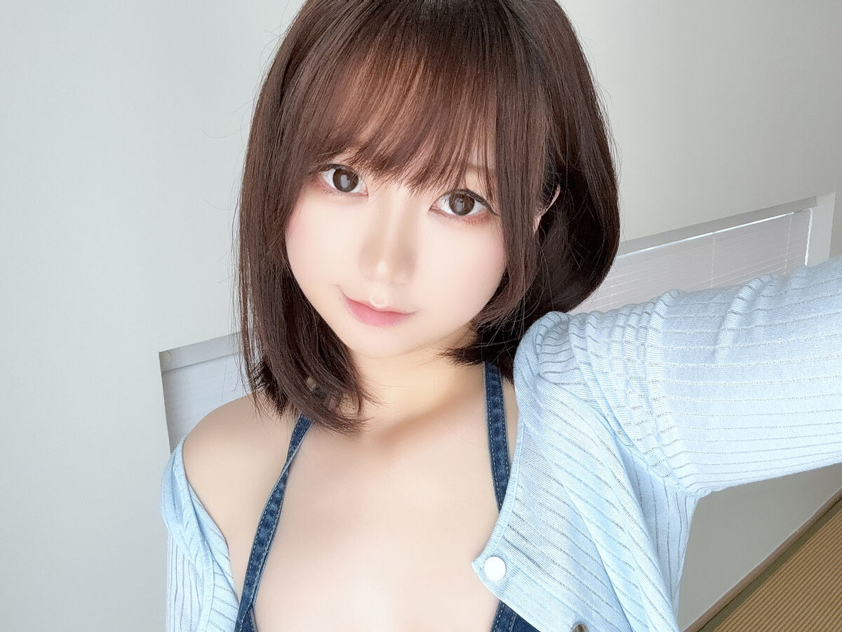 Coser@Nagisa魔物喵 – 2025年04月打包合集 Part01 (73P – 6V)
