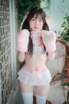 DJAWA Photo – Yeri Home Sweet Hare