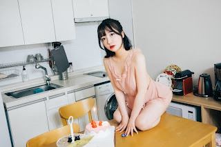 [Loozy] Son Ye-Eun (손예은) – Happy Birthday (+S.Ver)