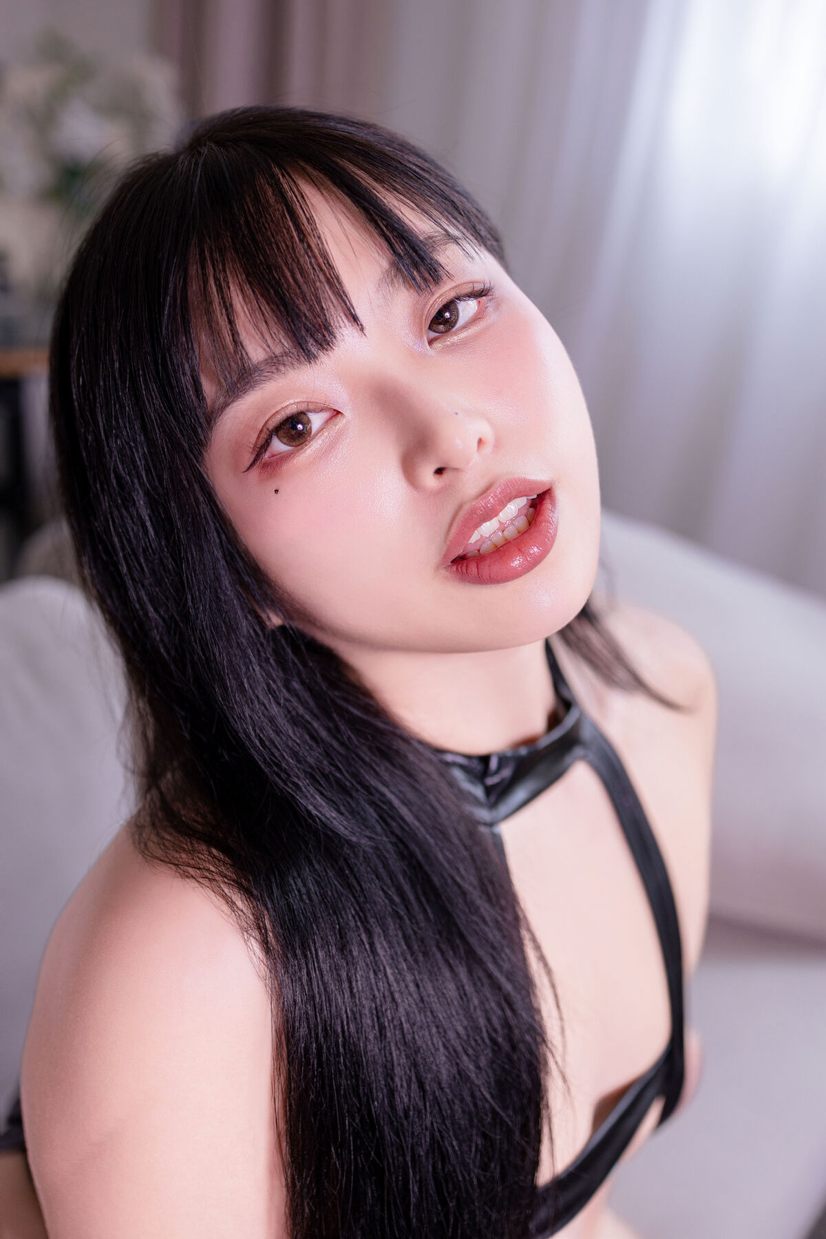 ZERO – Black Leather