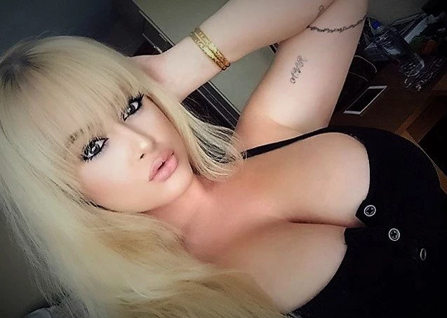 MISHELL`S YUMMY BABES gallery (15P)