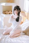 Coser@日奈娇 – 牛仔裤人妻