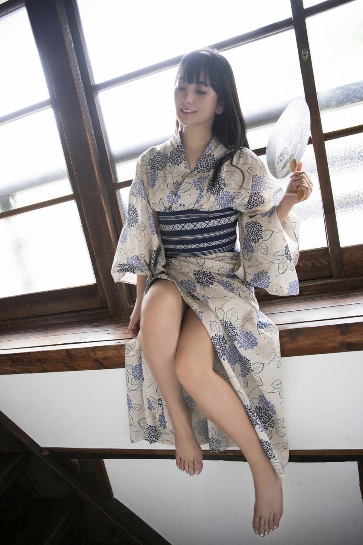 YS Web 2020-12-09 Vol.901 Mariko Seyama 脊山麻理子 – 才女アナウンサーの愛人遊戯