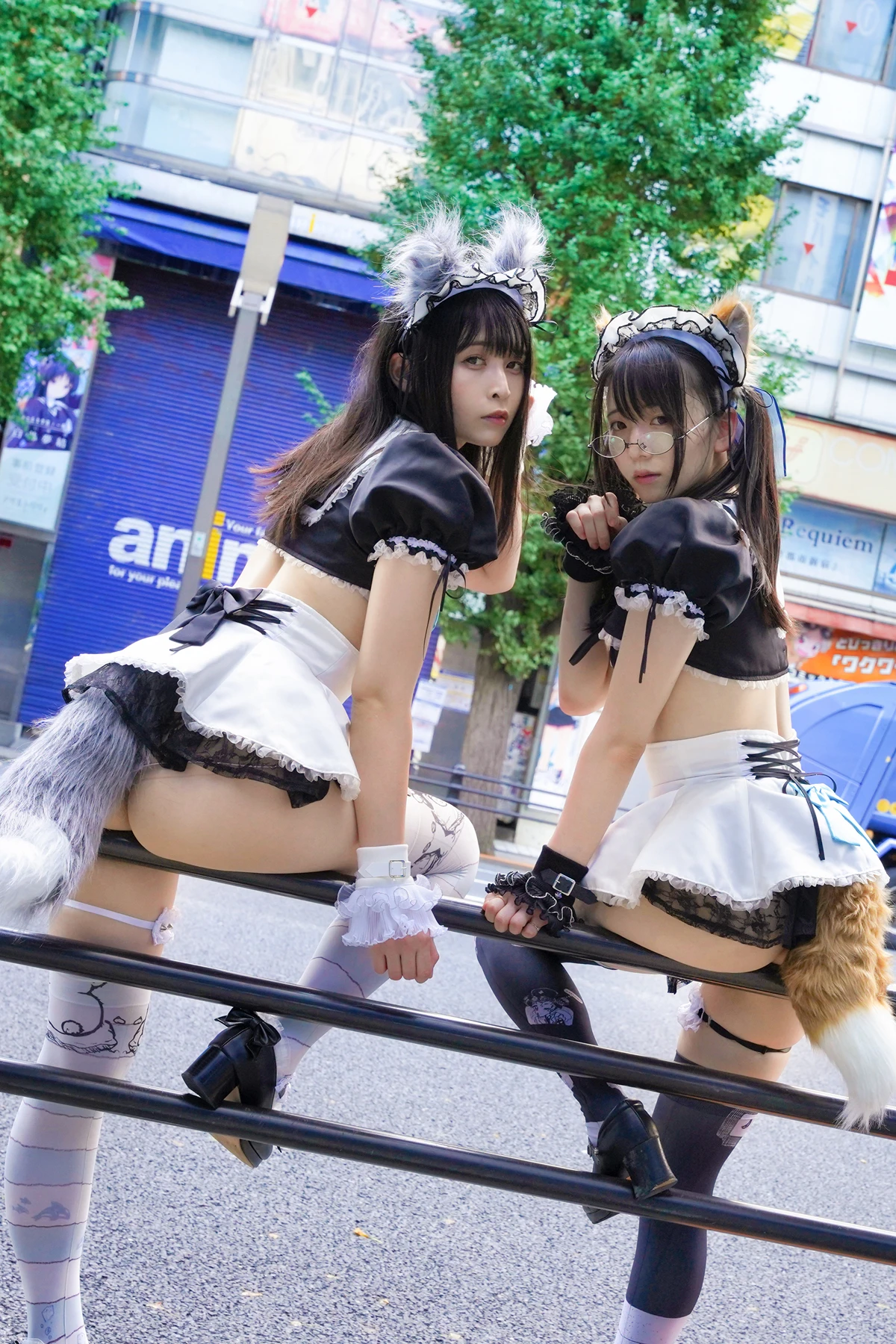 Sui Utatane うたたね翠, Mizuna Shione 水那しおね, 写真集 「野生のメイドがあらわれた！」 Set.02