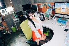[Loozy] Zia (지아) – Office slave Part1