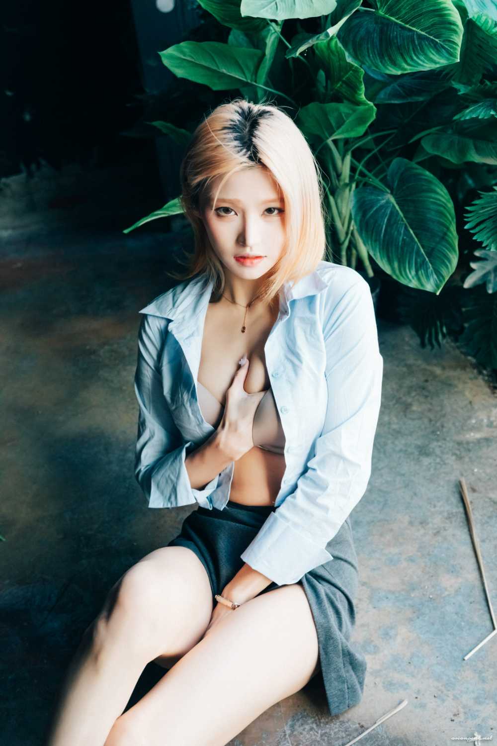 [Loozy] Taeri – Enslave (+S.Ver)