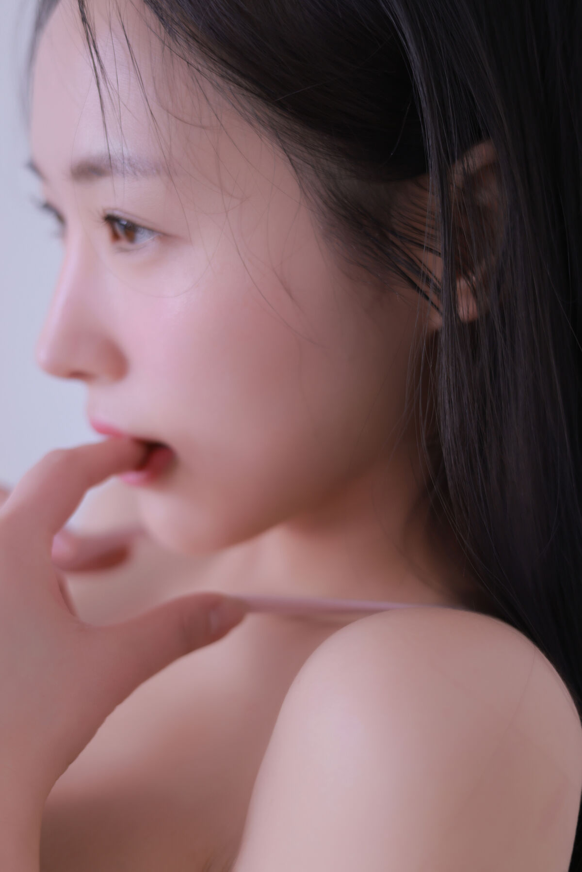 Yeon Hwa 연화 – Pure White Girl Part1