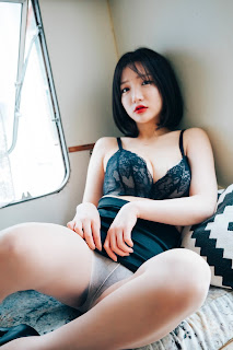 [Loozy] Son Ye-Eun (손예은)- Officegirls Vacation Vol.2