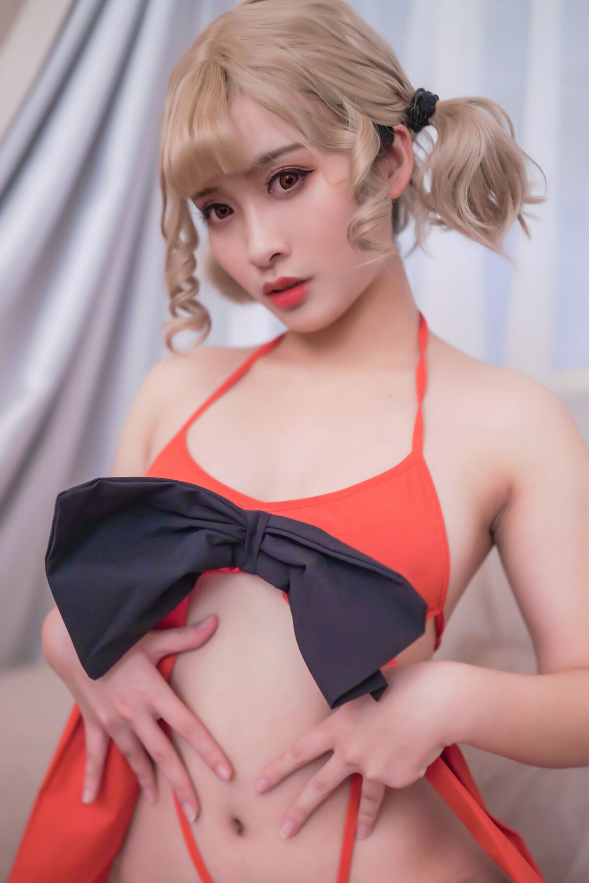 Coser@洛璃LoLiSAMA – 礼物第二弹 (37P)