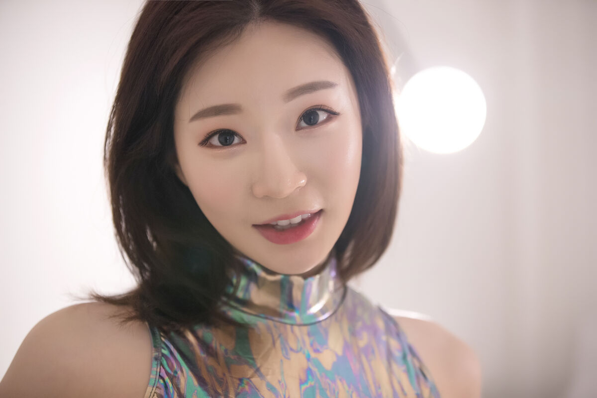 SUA Vol.1 Photobook Leak