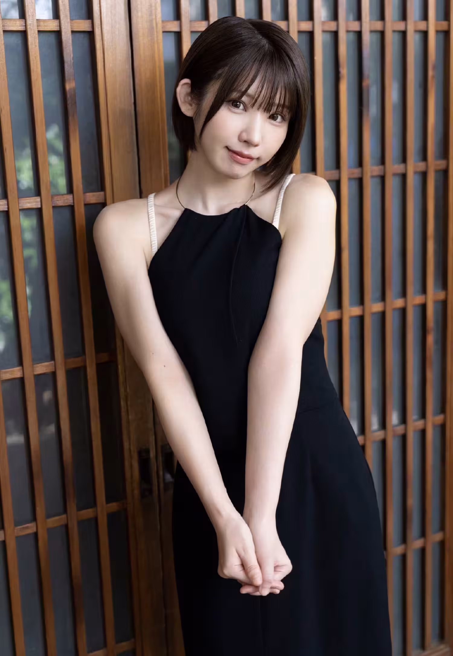 [えなこ] 甜美性型夠有魅力 充滿誘惑感 (30 Photos)